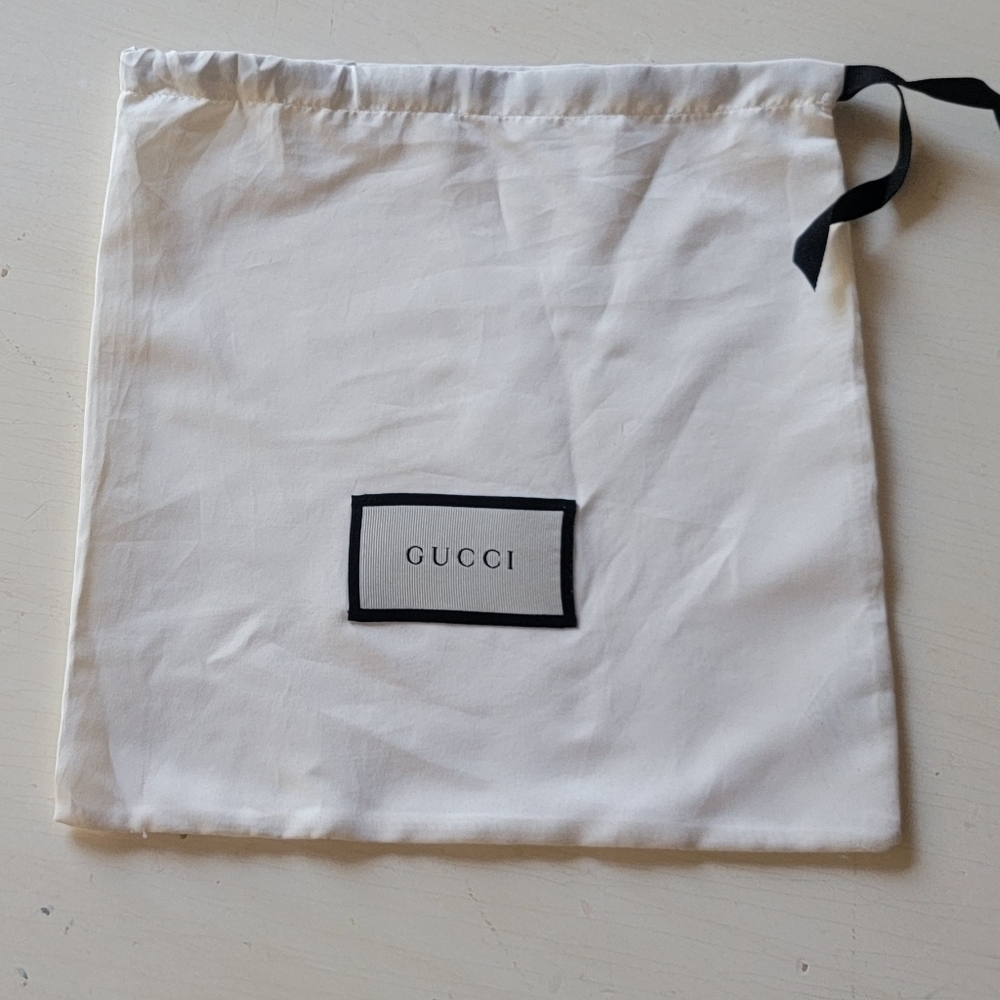 GUCCI DUST BAG - 10"x10"  100% POLYESTER